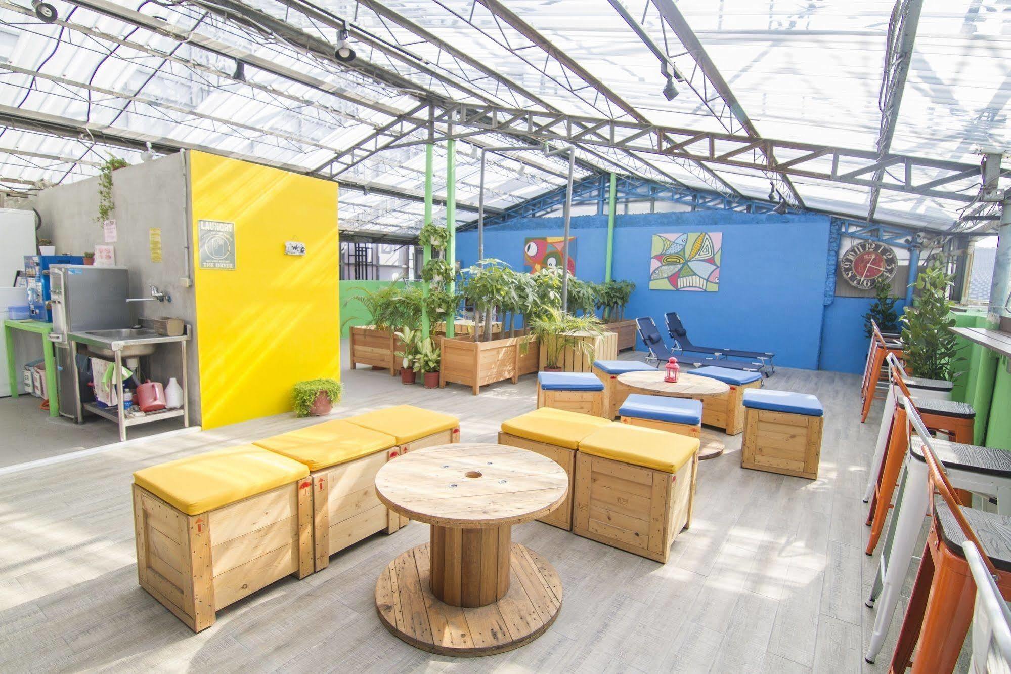 Uno Backpackers Inn Kaohsiung Zewnętrze zdjęcie