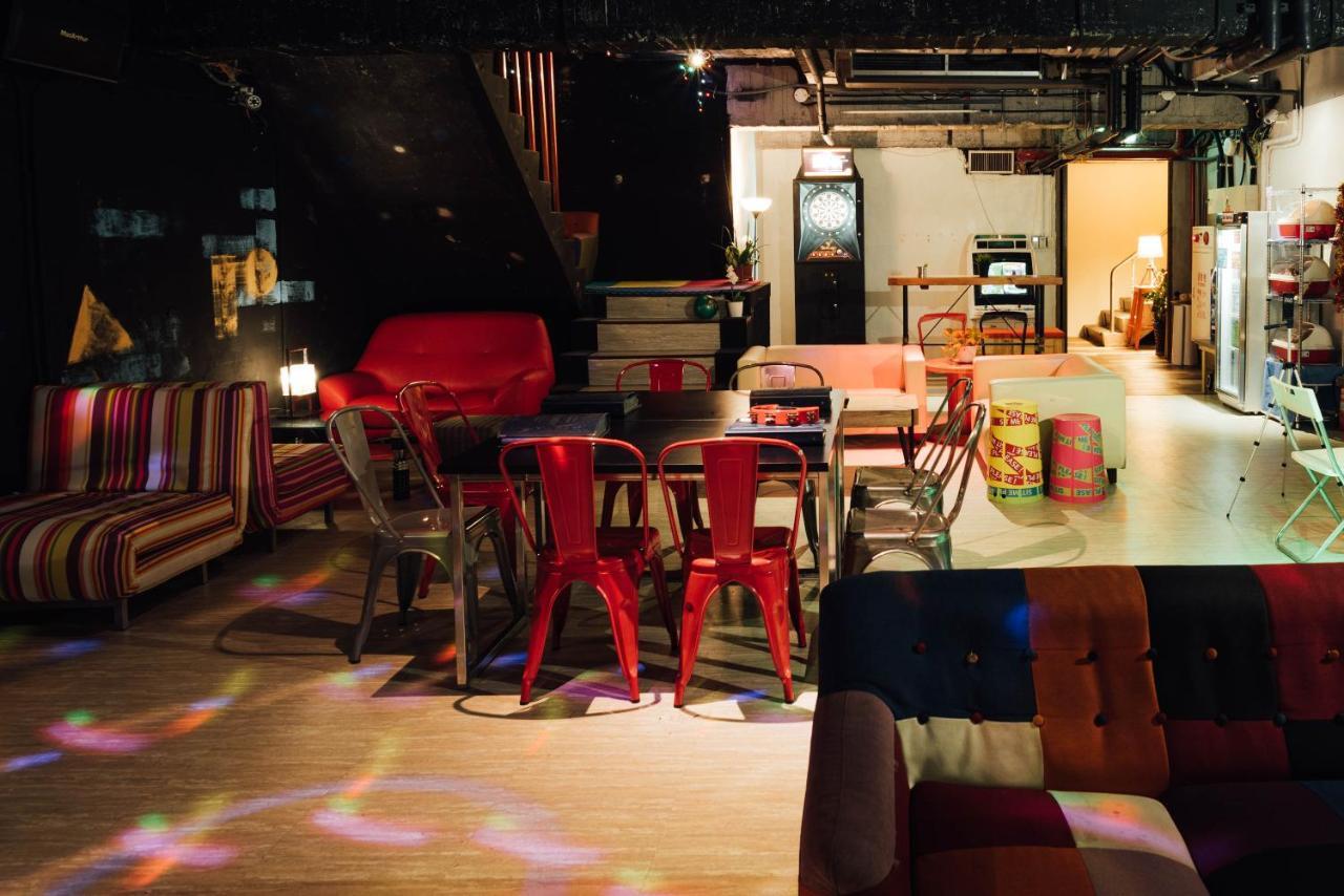 Uno Backpackers Inn Kaohsiung Zewnętrze zdjęcie